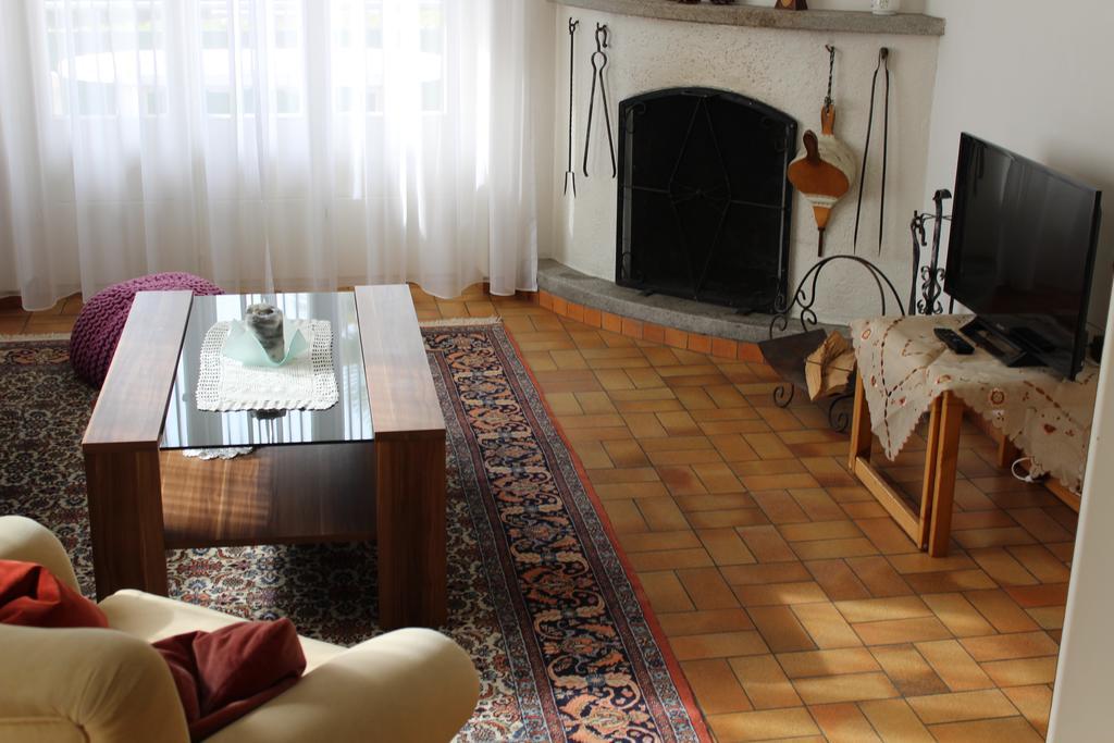 Casa Angela Apartment Локарно Екстериор снимка