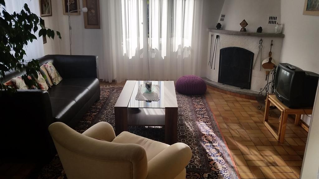 Casa Angela Apartment Локарно Стая снимка